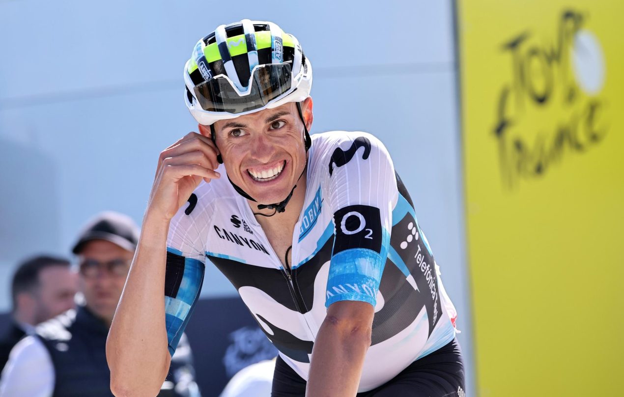 El ciclista español Enric Mas, tras cruzar la línea de meta en la 16ª etapa del Tour de Francia que concluyó en el Mont Ventoux. EFE/EPA/CHRISTOPHE PETIT TESSON