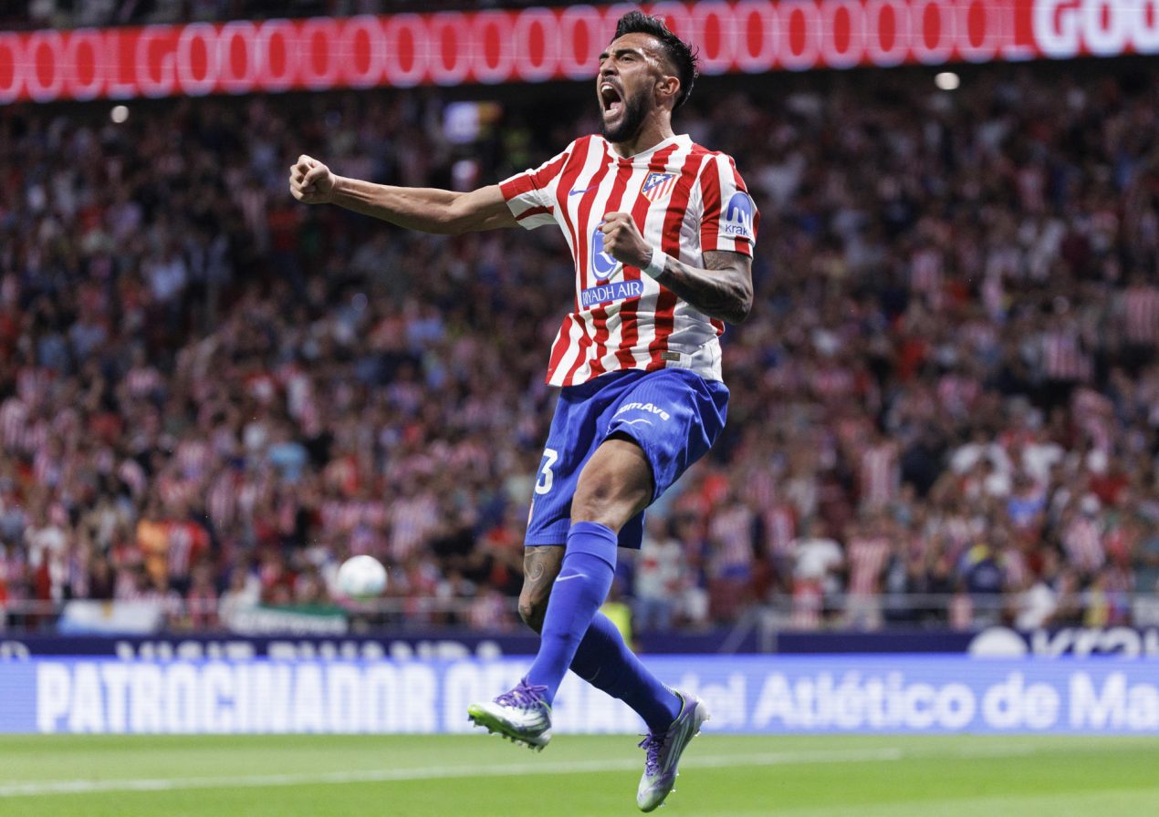 Foto der archivo del centrocampista argentino del Atlético de Madrid Nico Gozález, que celebra su gol contra el Villarreal durante el partido de la jornada 4 de LaLiga disputado en el estadio Metropolitano. EFE/Sergio Pérez