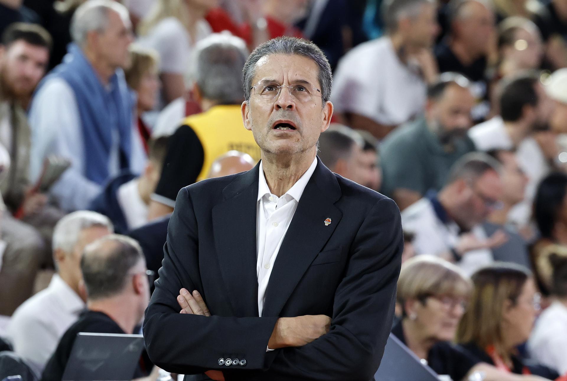 Pedro Martínez, entrenador del Valencia Basket. EFE/EPA/SEBASTIEN NOGIER