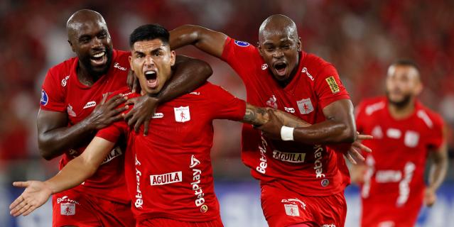 1-1. El Corinthians empata en el final ante América en Cali