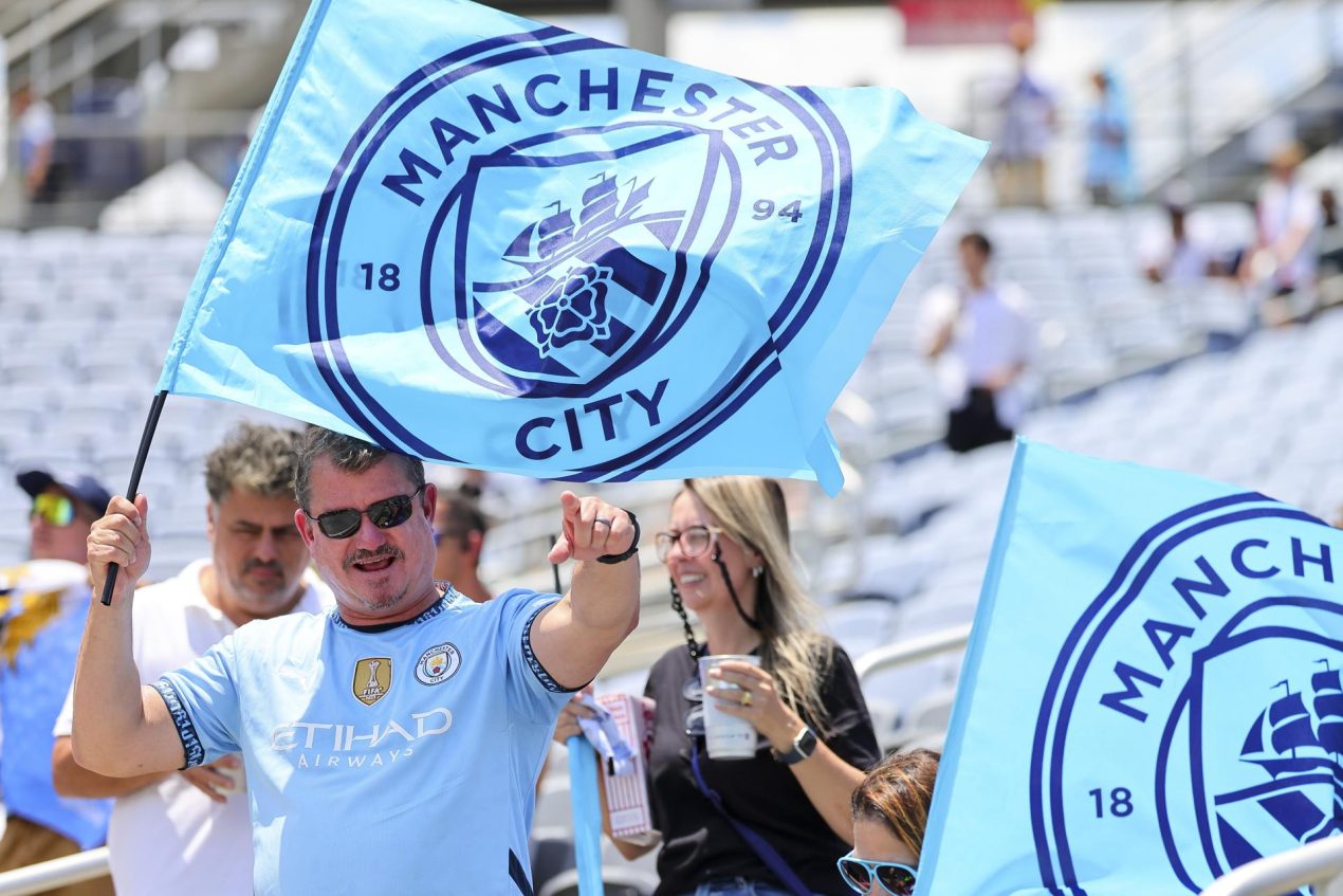 Los aficionados del Manchester City antes del partido en Orlando, Florida, contra el Juventus por el Mundial de Clubes. EFE/EPA/CRISTOBAL HERRERA-ULASHKEVICH