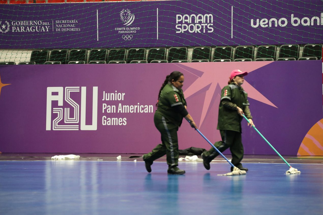 Paraguay ultima detalles en los escenarios deportivos para recibir desde este sábado a los atletas que disputarán los Juegos Panamericanos Junior ASU2025. EFE/Juan Pablo Pino