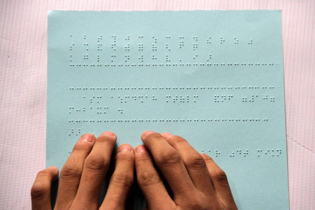 Imagen de archivo de una hoja en braille. EFE/EPA/STRINGER
