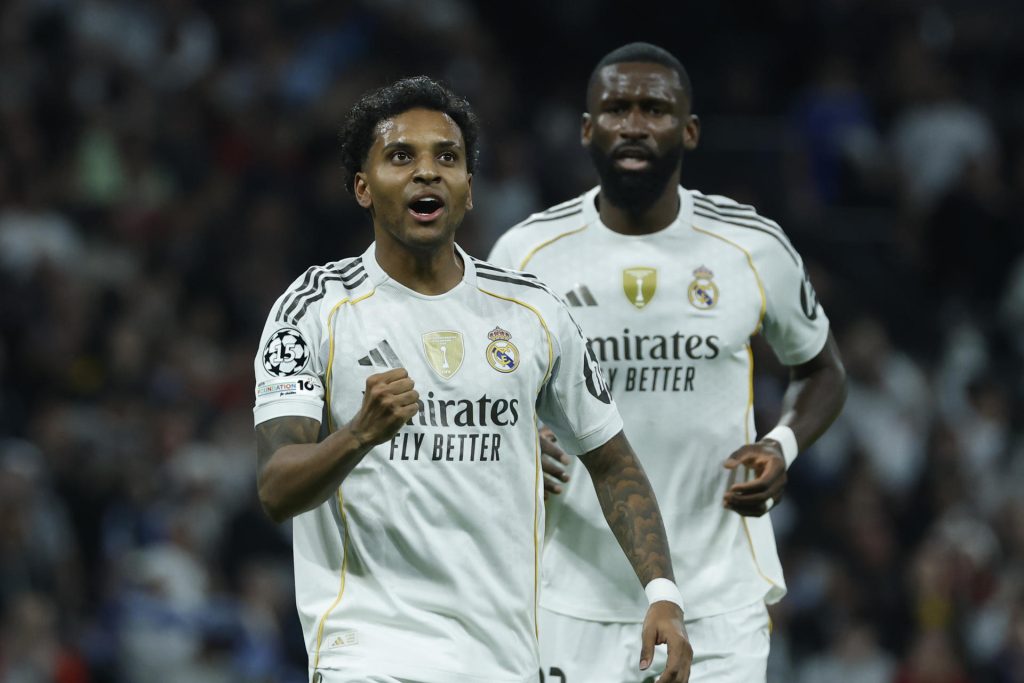 El delantero del Real Madrid Rodrygo Goes celebra tras marcar el 1-0 al Manchester City en el estadio Santiago Bernabéu, en Madrid en foto de archivo de Juanjo Martín. EFE
