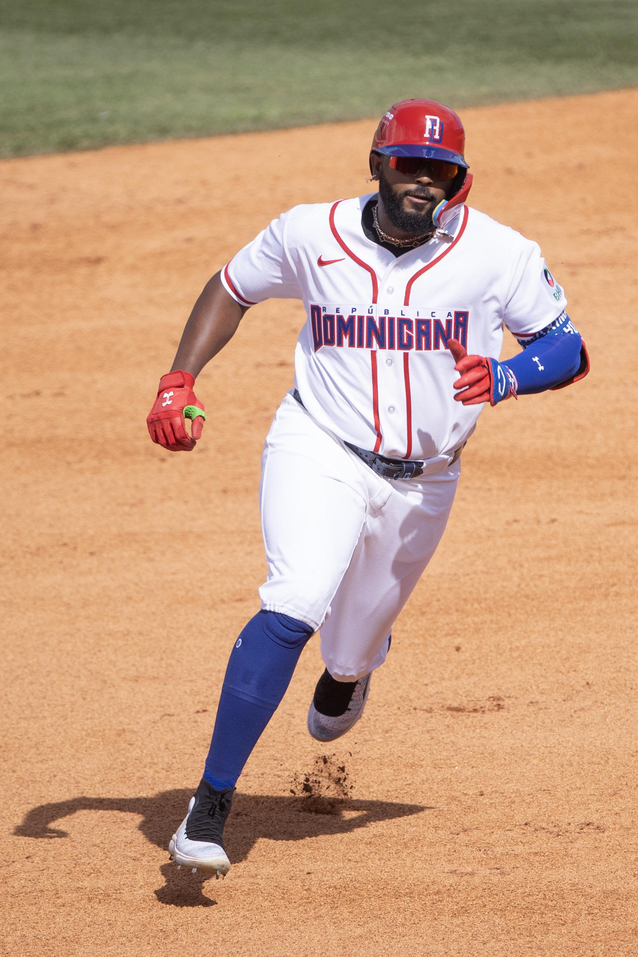 Junior Caminero,. de República Dominicana, corre durante un partido de exhibición entre la selección de República Dominicana y los Tigres de Detroit en el Estadio Quisqueya Juan Marichal, en Santo Domingo (República Dominicana). EFE/Orlado Barría