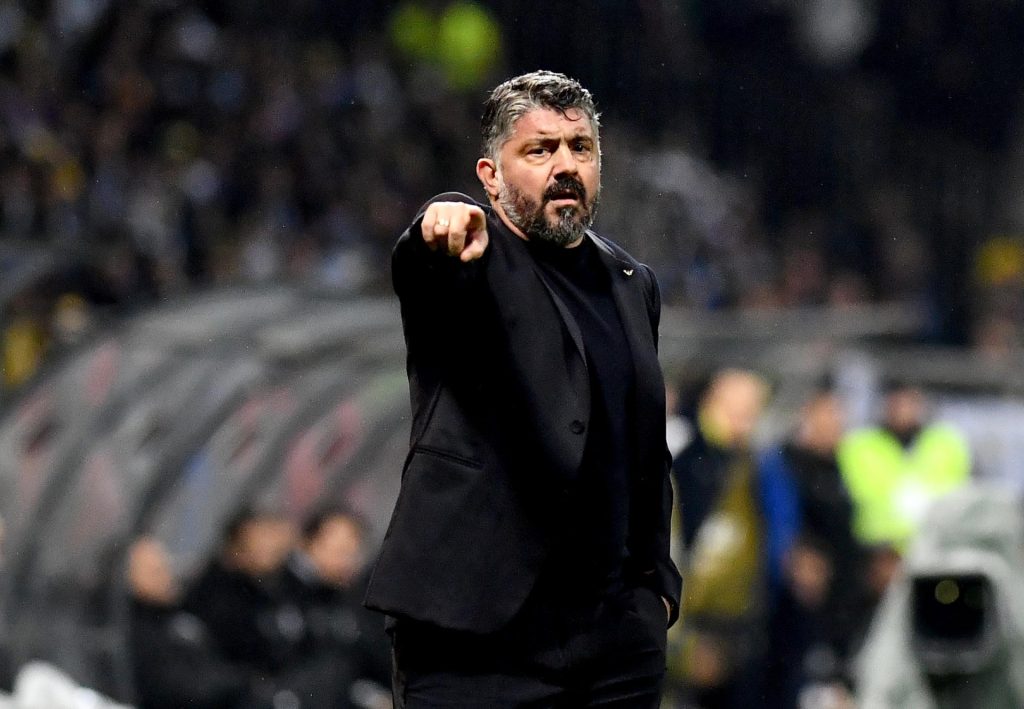 El entrenador de Italia, Gennaro Gattuso, gesticula desde la banda durante el partido de playoff europeo de la Copa Mundial de la FIFA 2026 entre Bosnia y Herzegovina e Italia en Zenica, Bosnia y Herzegovina.EFE/EPA/NIDAL SALJIC
