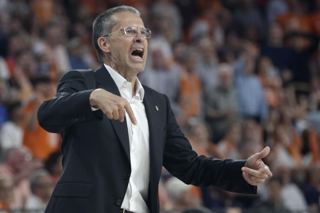 Pedro Martínez: Panathinaikos es un grandísimo equipo y su presidente es un impresentable