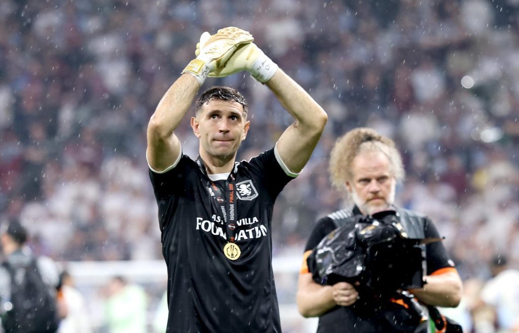 El guardameta argentino del Aston Villa Emiliano Martínez. EFE/EPA/BRADLEY SECKER