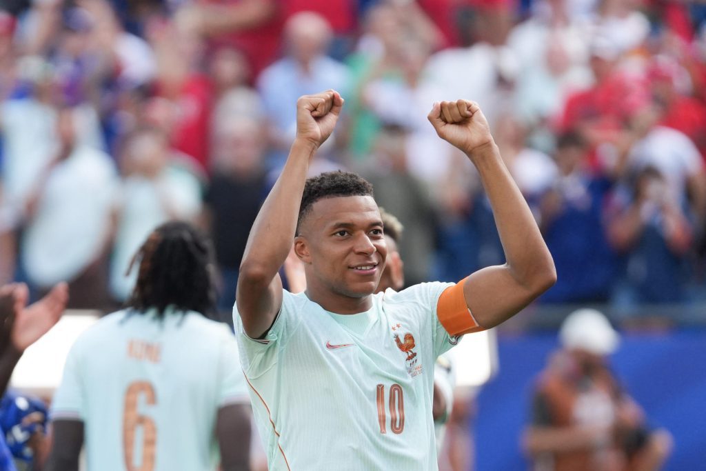 Kylian Mbappé, de Francia, celebra el triunfo ante Marruecos que le dio a su equipo el pase a la semifinal del Mundial 2026. EFE/Ángel Colmenares
